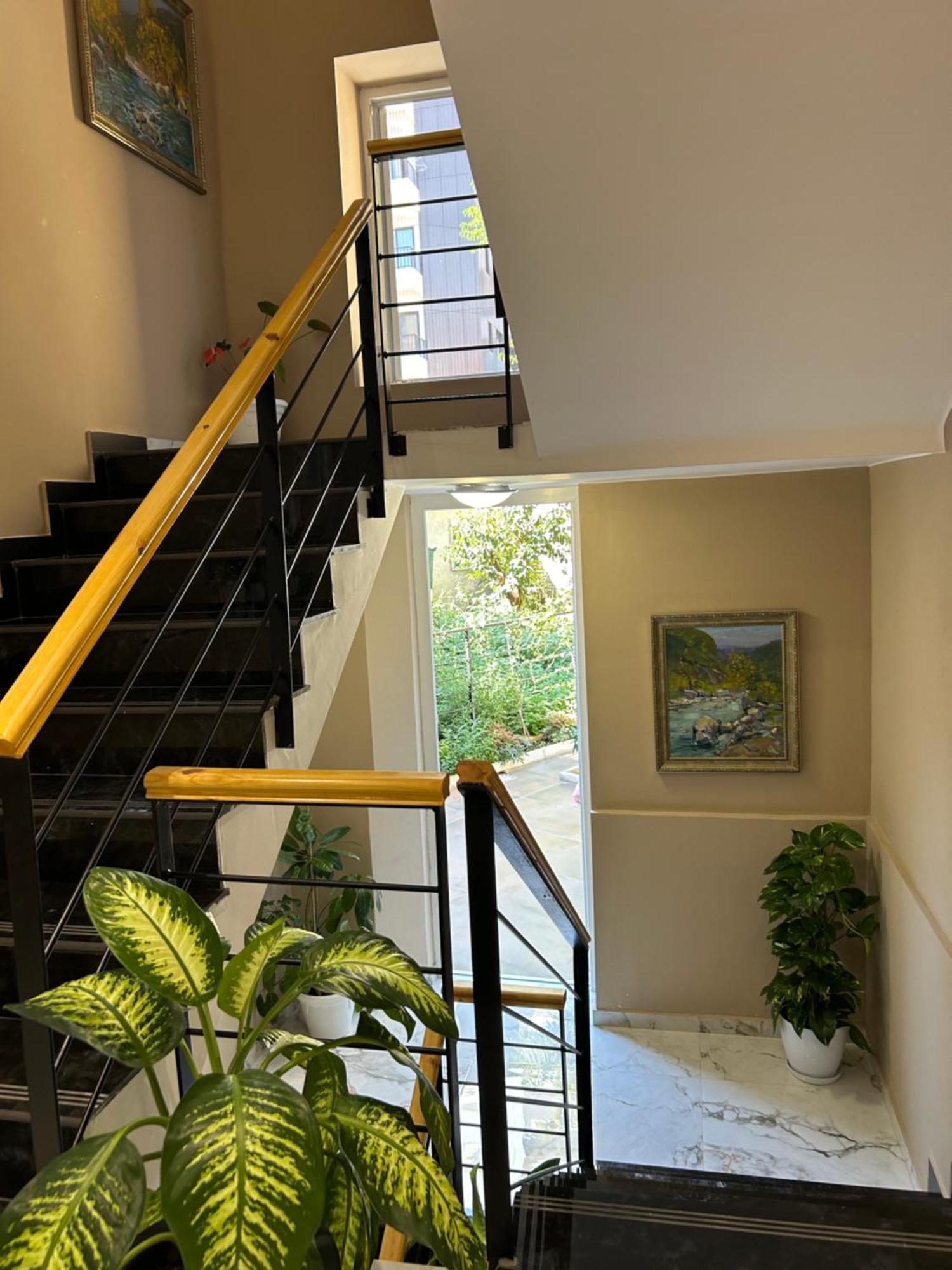 Vila Panto Tirana Exteriör bild