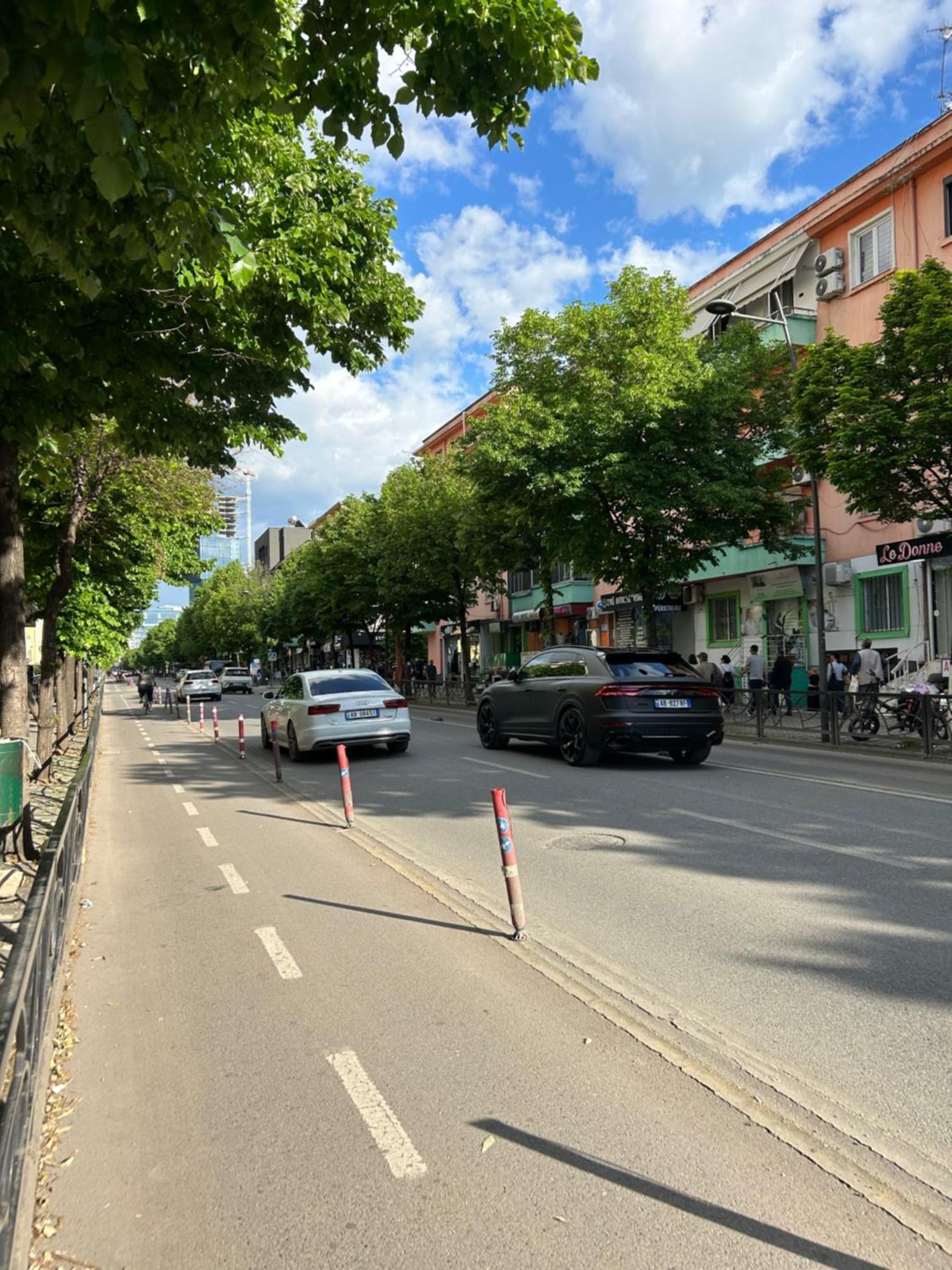 Vila Panto Tirana Exteriör bild
